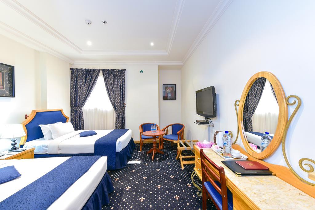 Cayam Hotel Doha Buitenkant foto