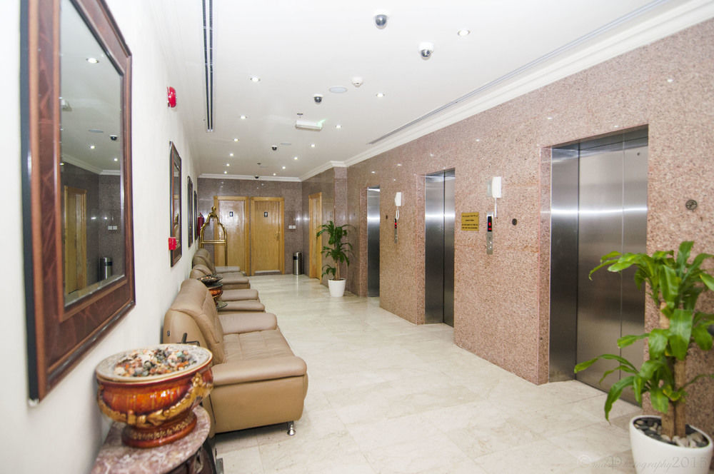Cayam Hotel Doha Buitenkant foto