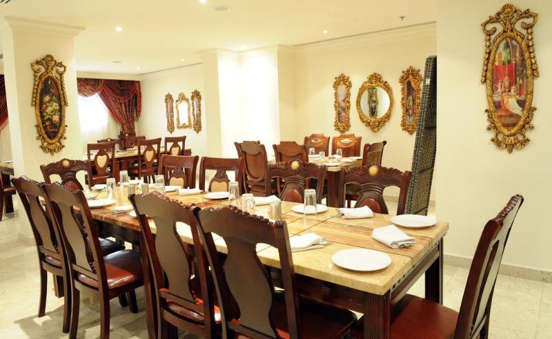 Cayam Hotel Doha Buitenkant foto