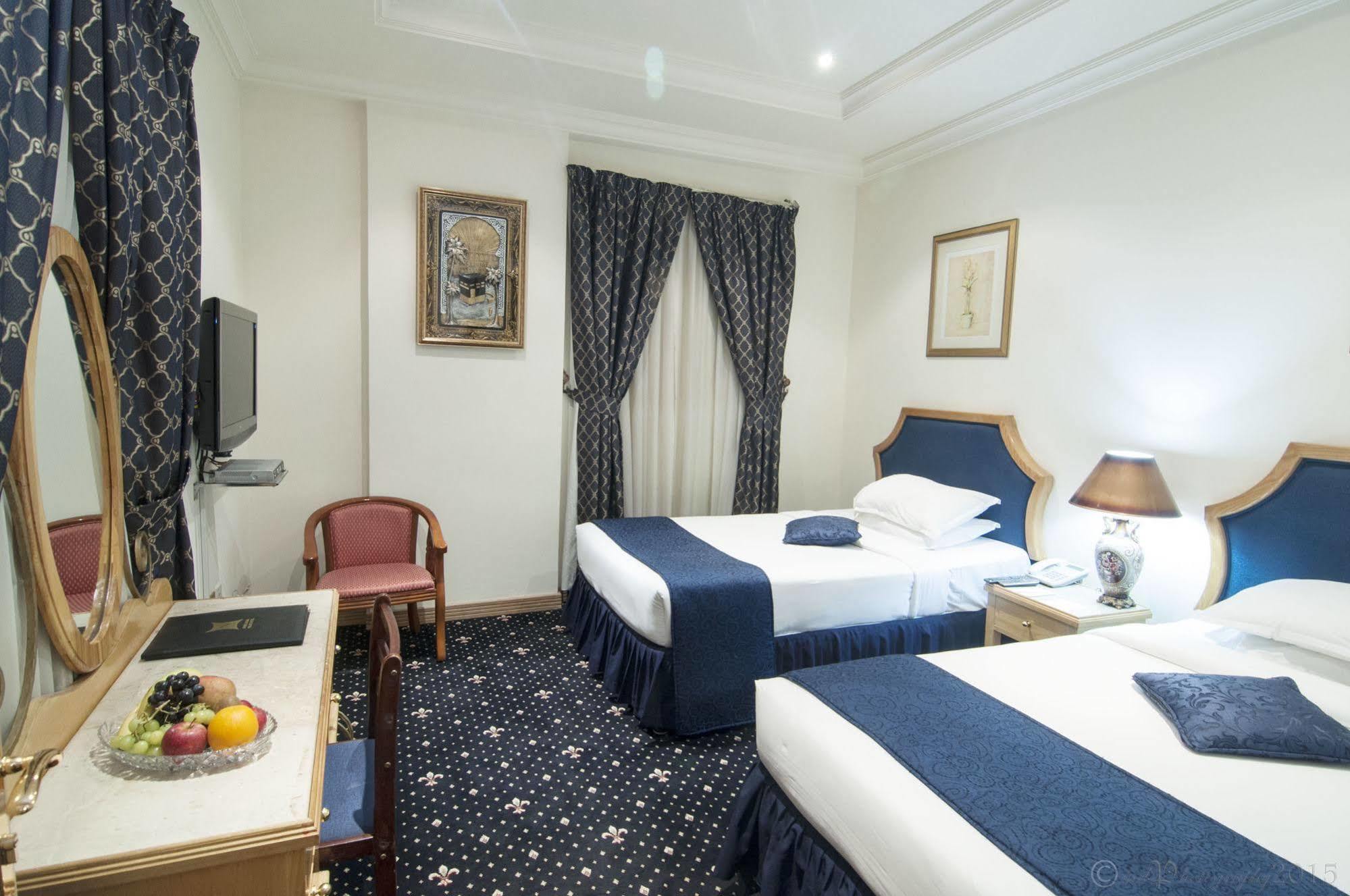 Cayam Hotel Doha Buitenkant foto